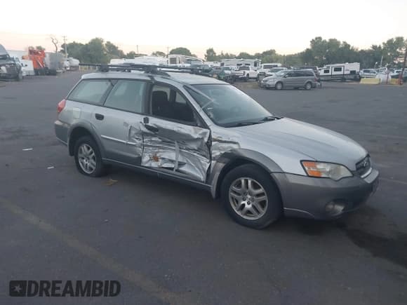 ✅ 2006 Subaru Legacy Outback • VIN: 4S4BP61CX66323098 • Lot: 42955471. Wystawiony na IAAI z przebiegiem 225 619 mil. Bezpłatny archiwum sprzedaży aukcyjnych z USA i szczegółowy raport historii pojazdu na DreamBid. Zdjęcie 1.