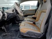 ✅ 2014 BMW i3 • VIN: WBY1Z2C53EV284326 • Lot: 93660905. Wystawiony na Copart z przebiegiem 66 075 mil. Bezpłatny archiwum sprzedaży aukcyjnych z USA i szczegółowy raport historii pojazdu na DreamBid. Zdjęcie 7.