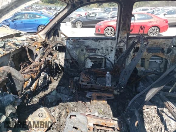 ✅ 2008 Chevrolet Silverado 2500HD LTZ • VIN: 1GCHK23K98F111029 • Лот: 81420675. Опубликован ранее на Copart с пробегом Не указан. Бесплатный доступ к архиву аукционных продаж из США и подробный отчёт об истории автомобиля на DreamBid. Изображение 7.