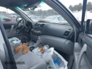 ✅ 2009 Toyota Highlander • VIN: JTEES41A392133430 • Lot: 43800940. Listed on IAAI with 151,247 mi. Free auction sales archive from the USA and detailed vehicle history report at DreamBid. Image 5.