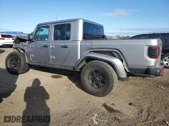 ✅ 2020 Jeep Gladiator Rubicon • VIN: 1C6JJTBG5LL126197 • Лот: 69998315. Опубликован ранее на Copart с пробегом 41 238 миль. Бесплатный доступ к архиву аукционных продаж из США и подробный отчёт об истории автомобиля на DreamBid. Изображение 2.