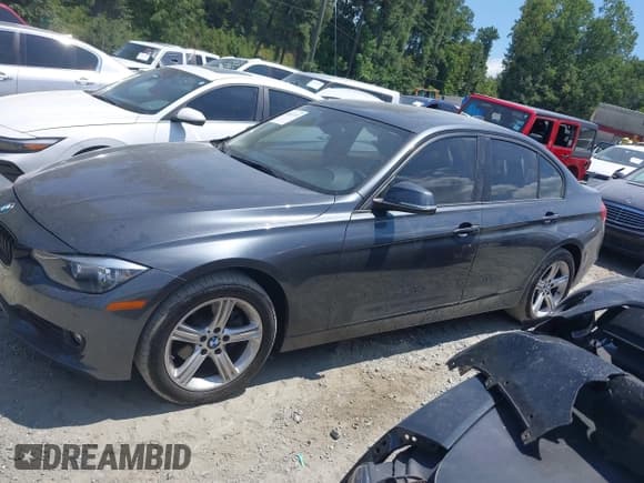 ✅ 2015 BMW 3 Series 328i xDrive • VIN: WBA3B5G53FNS14558 • Lot: 42847313. Listed on IAAI with 108,615 mi. Free auction sales archive from the USA and detailed vehicle history report at DreamBid. Image 14.