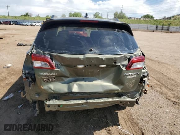 ✅ 2017 Subaru Outback Touring • VIN: 4S4BSATCXH3275587 • Лот: 60288835. Опубликован ранее на Copart с пробегом 152 969 миль. Бесплатный доступ к архиву аукционных продаж из США и подробный отчёт об истории автомобиля на DreamBid. Изображение 6.