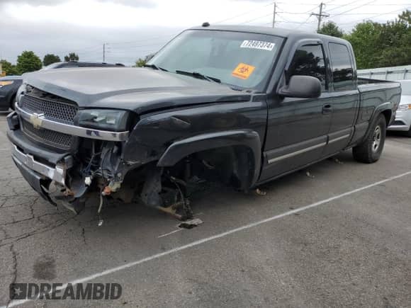 2005 Chevrolet Silverado 1500 Z71 z VIN 2GCEK19B351321259, wystawiony jako Copart lot #72497374 z przebiegiem 242 688 mil mil oraz Szkoda całkowita • Salvage title. Historia ofert i sprzedaży dostępna na DreamBid. Obrazek 1.