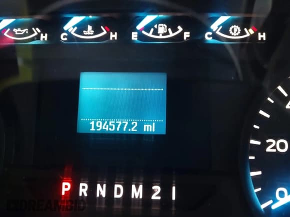 ✅ 2016 Ford F-150 XL • VIN: 1FTNF1CFXGKF00403 • Lot: 43746852. Wystawiony na IAAI z przebiegiem 194 577 mil. Bezpłatny archiwum sprzedaży aukcyjnych z USA i szczegółowy raport historii pojazdu na DreamBid. Zdjęcie 15.