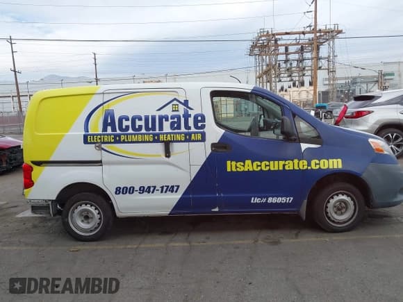 ✅ 2015 Nissan NV200 S • VIN: 3N6CM0KN2FK704855 • Lot: 43686975. Listed on IAAI with 160,332 mi. Free auction sales archive from the USA and detailed vehicle history report at DreamBid. Image 14.