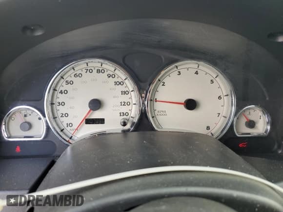 ✅ 2004 Saturn VUE V6 • VIN: 5GZCZ63444S807649 • Lot: 63202255. Wystawiony na Copart z przebiegiem 107 896 mil. Bezpłatny archiwum sprzedaży aukcyjnych z USA i szczegółowy raport historii pojazdu na DreamBid. Zdjęcie 9.