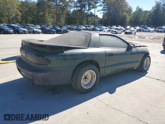 ✅ 1995 Pontiac Firebird Firebird • VIN: 2G2FS22S6S2225687 • Lot: 79555304. Listed on Copart with 68,334 mi. Free auction sales archive from the USA and detailed vehicle history report at DreamBid. Image 3.