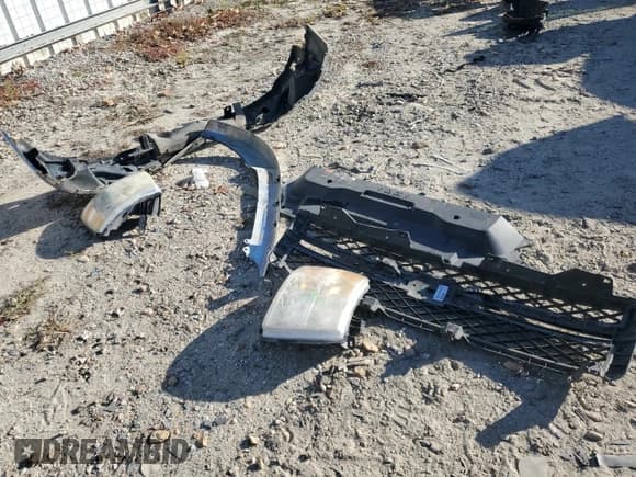 ✅ 2011 Chevrolet Silverado 2500HD LT • VIN: 1GC1KXCGXBF218429 • Lot: 91905425. Listed on Copart with 164,447 mi. Free auction sales archive from the USA and detailed vehicle history report at DreamBid. Image 12.