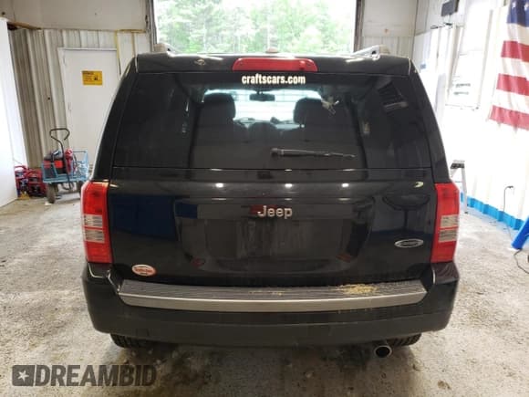 ✅ 2017 Jeep Patriot Sport SE • VIN: 1C4NJPBA9HD120370 • Лот: 59902625. Опубликован ранее на Copart с пробегом 99 447 миль. Бесплатный доступ к архиву аукционных продаж из США и подробный отчёт об истории автомобиля на DreamBid. Изображение 6.