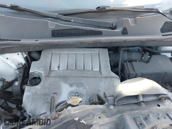 ✅ 2013 Toyota Highlander Plus • VIN: 5TDBK3EH5DS225827 • Lot: 43533454. Listed on IAAI with 113,826 mi. Free auction sales archive from the USA and detailed vehicle history report at DreamBid. Image 10.