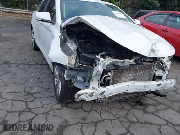 ✅ 2014 Chevrolet Impala LT • VIN: 2G1125S32E9117264 • Лот: 43403324. Опубликован ранее на IAAI с пробегом 194 833 миль. Бесплатный доступ к архиву аукционных продаж из США и подробный отчёт об истории автомобиля на DreamBid. Изображение 17.