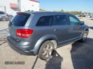 ✅ 2009 Dodge Journey SXT • VIN: 3D4GG57V19T603440 • Lot: 43686637. Listed on IAAI with 156,982 mi. Free auction sales archive from the USA and detailed vehicle history report at DreamBid. Image 4.