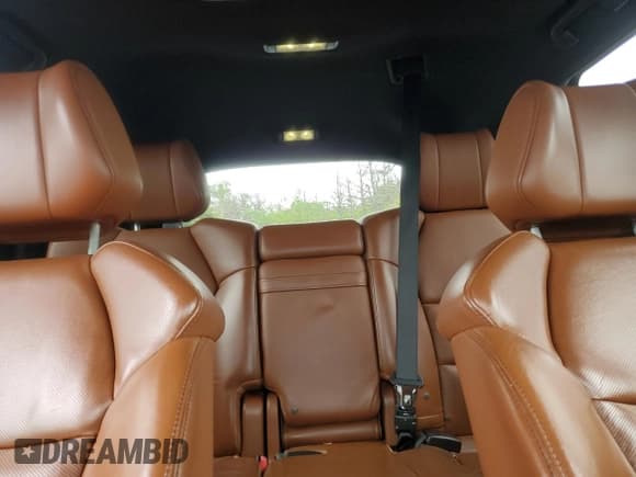 ✅ 2011 Acura MDX Advance • VIN: 2HNYD2H79BH533851 • Lot: 59584535. Wystawiony na Copart z przebiegiem 230 295 mil. Bezpłatny archiwum sprzedaży aukcyjnych z USA i szczegółowy raport historii pojazdu na DreamBid. Zdjęcie 10.