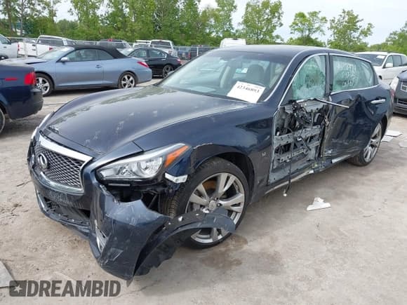 ✅ 2018 Infiniti Q70 Luxe • VIN: JN1BY1PR2JM370522 • Lot: 42346893. Listed on IAAI with Not provided. Free auction sales archive from the USA and detailed vehicle history report at DreamBid. Image 2.