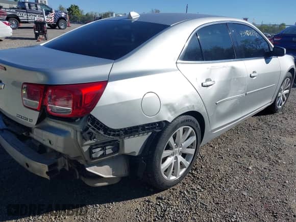 2013 Chevrolet Malibu LT with VIN 1G11G5SX3DF349222, listed as a IAAI auction lot 43408896 with 163,899 mi miles and . Bid and sale history available at DreamBid. Image 18.