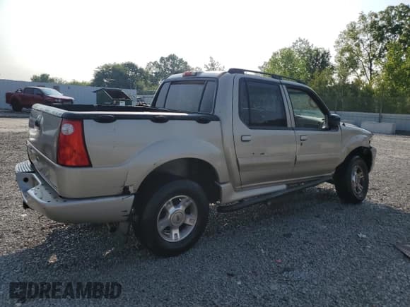 ✅ 2004 Ford Explorer Sport Trac XLS • VIN: 1FMZU67K04UA62403 • Lot: 66886465. Wystawiony na Copart z przebiegiem 213 872 mil. Bezpłatny archiwum sprzedaży aukcyjnych z USA i szczegółowy raport historii pojazdu na DreamBid. Zdjęcie 3.