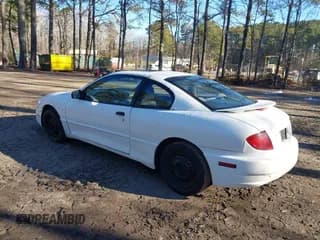 ✅ 2004 Pontiac Sunfire • VIN: 1G2JB12F047155686 • Лот: 41282530. Опубликован ранее на IAAI с пробегом 180 729 миль. Бесплатный доступ к архиву аукционных продаж из США и подробный отчёт об истории автомобиля на DreamBid. Изображение 3.