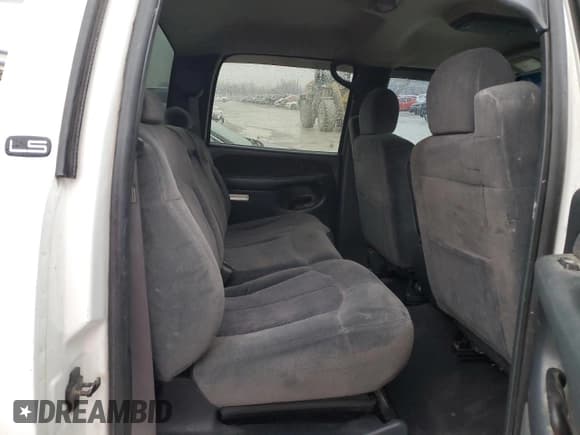 ✅ 2001 Chevrolet Silverado 2500HD LS • VIN: 1GCHK23U81F213333 • Lot: 43536335. Wystawiony na Copart z przebiegiem 245 017 mil. Bezpłatny archiwum sprzedaży aukcyjnych z USA i szczegółowy raport historii pojazdu na DreamBid. Zdjęcie 10.