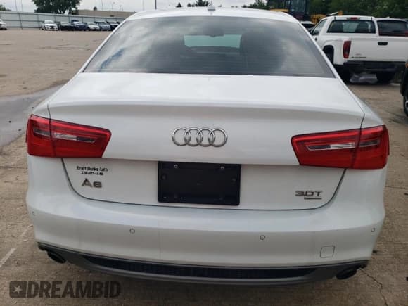 ✅ 2015 Audi A6 • VIN: WAUGHAFC0FN019310 • Лот: 64497074. Опубликован ранее на Copart с пробегом 110 620 миль. Бесплатный доступ к архиву аукционных продаж из США и подробный отчёт об истории автомобиля на DreamBid. Изображение 6.