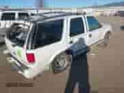 ✅ 2000 Chevrolet Blazer LT • VIN: 1GNDT13W1Y2144467 • Lot: 41414551. Listed on IAAI with 245,235 mi miles. Access the free auction sales archive from the USA and view a detailed vehicle history report at DreamBid. Image 4.