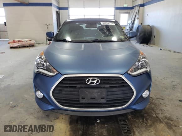 ✅ 2016 Hyundai Veloster Turbo • VIN: KMHTC6AE9GU264107 • Lot: 76879324. Wystawiony na Copart z przebiegiem 162 210 mil. Bezpłatny archiwum sprzedaży aukcyjnych z USA i szczegółowy raport historii pojazdu na DreamBid. Zdjęcie 5.