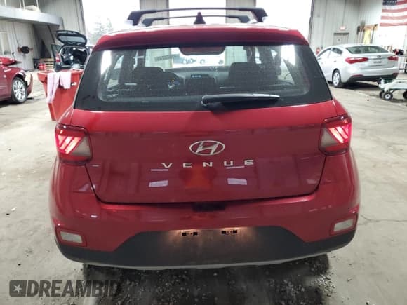 ✅ 2021 Hyundai Venue SEL • VIN: KMHRC8A32MU125422 • Lot: 49552245. Listed on Copart with 22,409 mi. Free auction sales archive from the USA and detailed vehicle history report at DreamBid. Image 6.