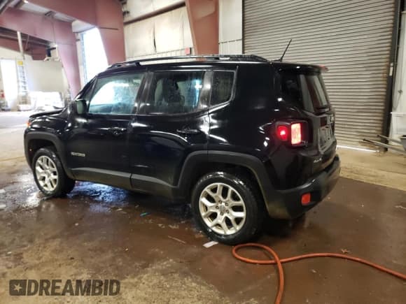 ✅ 2017 Jeep Renegade Latitude • VIN: ZACCJBBB9HPF23852 • Лот: 92324505. Опубликован ранее на Copart с пробегом Не указан. Бесплатный доступ к архиву аукционных продаж из США и подробный отчёт об истории автомобиля на DreamBid. Изображение 2.