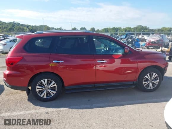 ✅ 2017 Nissan Pathfinder S • VIN: 5N1DR2MM4HC603121 • Лот: 43139053. Опубликован ранее на IAAI с пробегом 95 878 миль. Бесплатный доступ к архиву аукционных продаж из США и подробный отчёт об истории автомобиля на DreamBid. Изображение 14.