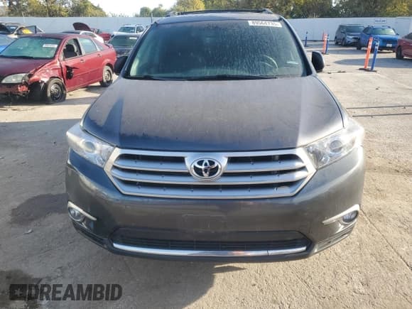 ✅ 2013 Toyota Highlander Limited • VIN: 5TDDK3EH6DS270509 • Lot: 89564735. Listed on Copart with 75,563 mi. Free auction sales archive from the USA and detailed vehicle history report at DreamBid. Image 5.