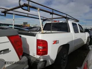 ✅ 2011 Chevrolet Silverado 1500 LTZ • VIN: 3GCPKTE25BG383016 • Lot: 41404334. Listed on Copart with 261,292 mi. Free auction sales archive from the USA and detailed vehicle history report at DreamBid. Image 3.