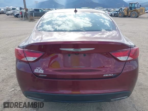 ✅ 2016 Chrysler 200 S • VIN: 1C3CCCDG2GN118341 • Лот: 43392684. Опубликован ранее на IAAI с пробегом 90 273 миль. Бесплатный доступ к архиву аукционных продаж из США и подробный отчёт об истории автомобиля на DreamBid. Изображение 16.