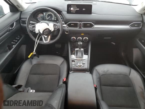✅ 2023 Mazda CX-5 S Preferred • VIN: JM3KFBCM3P0287160 • Lot: 91884945. Wystawiony na Copart z przebiegiem 5 393 mil. Bezpłatny archiwum sprzedaży aukcyjnych z USA i szczegółowy raport historii pojazdu na DreamBid. Zdjęcie 8.