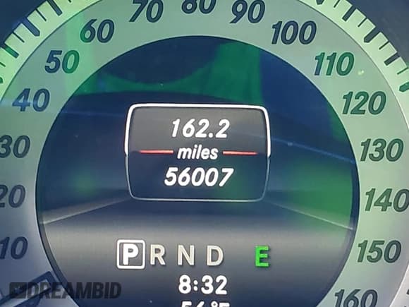 ✅ 2015 Mercedes-Benz C 250 • VIN: WDDGJ4HB1FG372798 • Lot: 41968536. Wystawiony na IAAI z przebiegiem 56 007 mil. Bezpłatny archiwum sprzedaży aukcyjnych z USA i szczegółowy raport historii pojazdu na DreamBid. Zdjęcie 15.