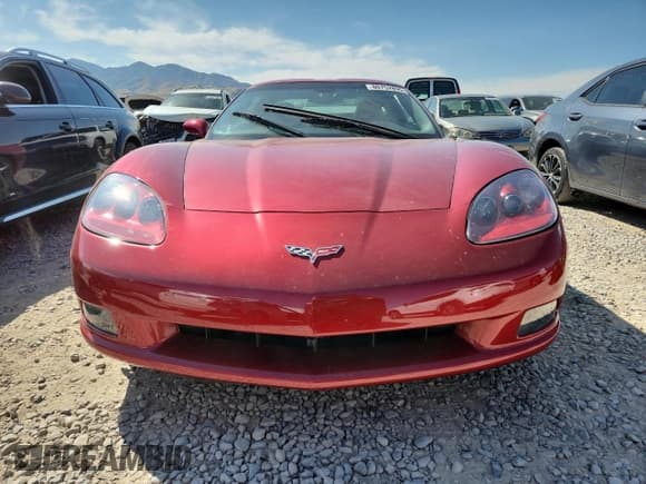 ✅ 2013 Chevrolet Corvette 1LT • VIN: 1G1YE2DW2D5108636 • Lot: 80752895. Listed on Copart with 8,714 mi. Free auction sales archive from the USA and detailed vehicle history report at DreamBid. Image 5.