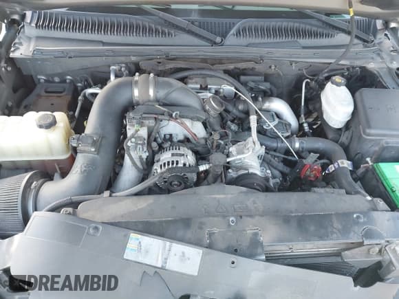 ✅ 2006 Chevrolet Silverado 2500HD LT3 • VIN: 1GCHK23D36F213635 • Lot: 43737426. Wystawiony na IAAI z przebiegiem 302 249 mil. Bezpłatny archiwum sprzedaży aukcyjnych z USA i szczegółowy raport historii pojazdu na DreamBid. Zdjęcie 10.