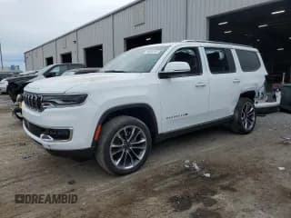 ✅ 2022 Jeep Wagoneer Series III • VIN: 1C4SJVDT0NS102675 • Lot: 70339113. Wystawiony na Copart z przebiegiem 19 438 mil. Bezpłatny archiwum sprzedaży aukcyjnych z USA i szczegółowy raport historii pojazdu na DreamBid. Zdjęcie 1.