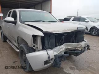 ✅ 2007 Chevrolet Silverado 1500 1LT • VIN: 1GCEK19007Z645536 • Lot: 41922772. Listed on IAAI with 323,165 mi. Free auction sales archive from the USA and detailed vehicle history report at DreamBid. Image 1.