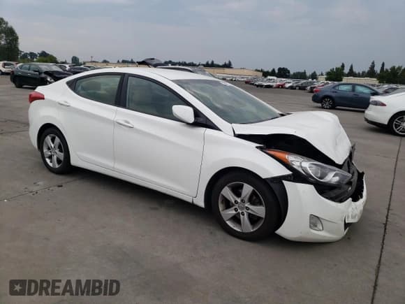 ✅ 2013 Hyundai Elantra GLS • VIN: 5NPDH4AE1DH306581 • Лот: 71294715. Опубликован ранее на Copart с пробегом 142 184 миль. Бесплатный доступ к архиву аукционных продаж из США и подробный отчёт об истории автомобиля на DreamBid. Изображение 4.