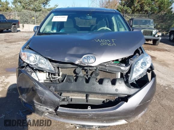 ✅ 2014 Toyota Sienna LE • VIN: 5TDKK3DC2ES491118 • Lot: 43643906. Listed on IAAI with 159,809 mi. Free auction sales archive from the USA and detailed vehicle history report at DreamBid. Image 6.