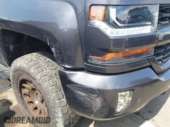 ✅ 2016 Chevrolet Silverado 1500 LT • VIN: 3GCUKREC5GG124502 • Lot: 42727541. Wystawiony na IAAI z przebiegiem Nie podano. Bezpłatny archiwum sprzedaży aukcyjnych z USA i szczegółowy raport historii pojazdu na DreamBid. Zdjęcie 6.