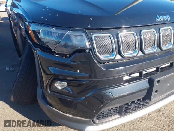 ✅ 2022 Jeep Compass Limited • VIN: 3C4NJDCB5NT150056 • Lot: 43063429. Listed on IAAI with 27,701 mi. Free auction sales archive from the USA and detailed vehicle history report at DreamBid. Image 21.
