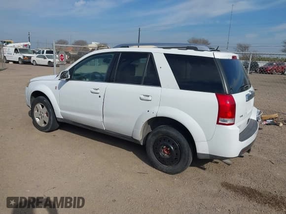 ✅ 2006 Saturn VUE • VIN: 5GZCZ53486S807330 • Lot: 41691578. Wystawiony na IAAI z przebiegiem 203 310 mil. Bezpłatny archiwum sprzedaży aukcyjnych z USA i szczegółowy raport historii pojazdu na DreamBid. Zdjęcie 3.