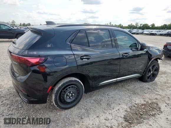 ✅ 2025 Buick Envision Sport Touring • VIN: LRBFZLE46SD031888 • Lot: 71786535. Wystawiony na Copart z przebiegiem 4 865 mil. Bezpłatny archiwum sprzedaży aukcyjnych z USA i szczegółowy raport historii pojazdu na DreamBid. Zdjęcie 3.