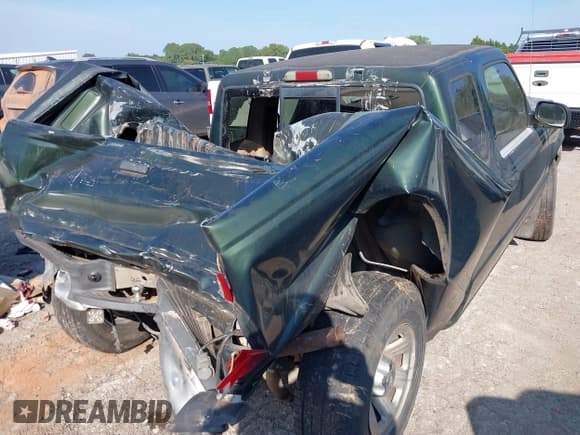 ✅ 2001 Ford Ranger XL • VIN: 1FTYR14U61PA79064 • Lot: 43141190. Listed on IAAI with 151,262 mi. Free auction sales archive from the USA and detailed vehicle history report at DreamBid. Image 6.