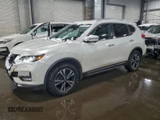 ✅ 2017 Nissan Rogue SL • VIN: 5N1AT2MV9HC745638 • Лот: 96173025. Опубликован ранее на Copart с пробегом 88 257 миль. Бесплатный доступ к архиву аукционных продаж из США и подробный отчёт об истории автомобиля на DreamBid. Изображение 1.