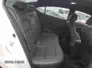 2018 Hyundai Elantra Sport с VIN KMHD04LB3JU558792, выставлен на аукционе Copart как лот 43164145 с пробегом 127 294 миль миль и Списание • Salvage title. История ставок и продаж доступна на DreamBid. Изображение 10.