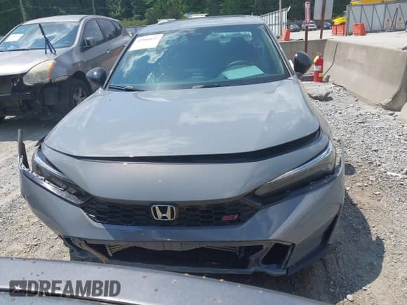 ✅ 2025 Honda Civic Si • VIN: 2HGFE1E51SH476487 • Lot: 42566837. Listed on IAAI with 4,915 mi. Free auction sales archive from the USA and detailed vehicle history report at DreamBid. Image 12.