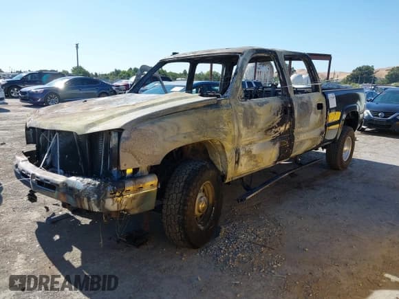 ✅ 2004 Chevrolet Silverado 2500HD LS • VIN: 1GCHC23174F125493 • Лот: 42701000. Опубликован ранее на IAAI с пробегом Не указан. Бесплатный доступ к архиву аукционных продаж из США и подробный отчёт об истории автомобиля на DreamBid. Изображение 2.