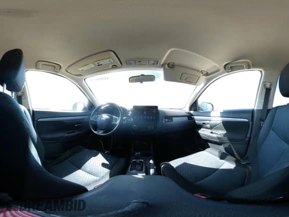 2014 Mitsubishi Outlander SE с VIN JA4AD3A3XEZ019235, выставлен на аукционе IAAI как лот 42559672 с пробегом 176 622 миль миль и . История ставок и продаж доступна на DreamBid. Изображение 18.